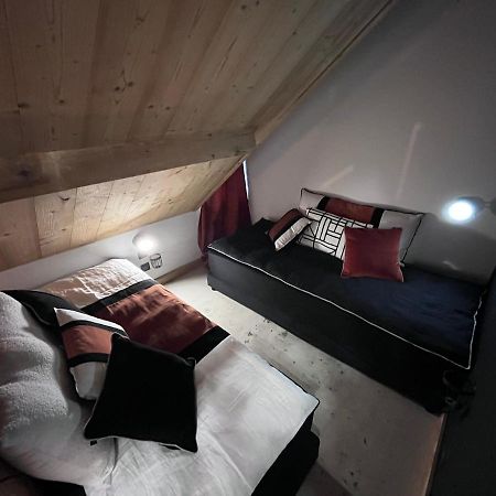 Bed and Breakfast Refuges Sous Les Toits Bourg-Saint-Maurice Exterior foto