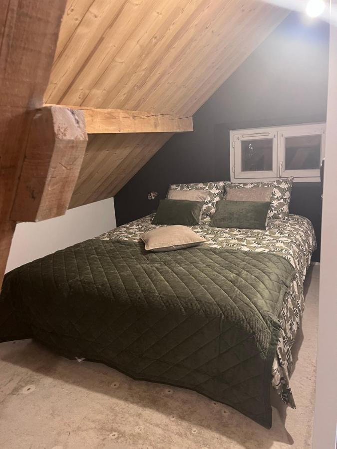 Bed and Breakfast Refuges Sous Les Toits Bourg-Saint-Maurice Exterior foto