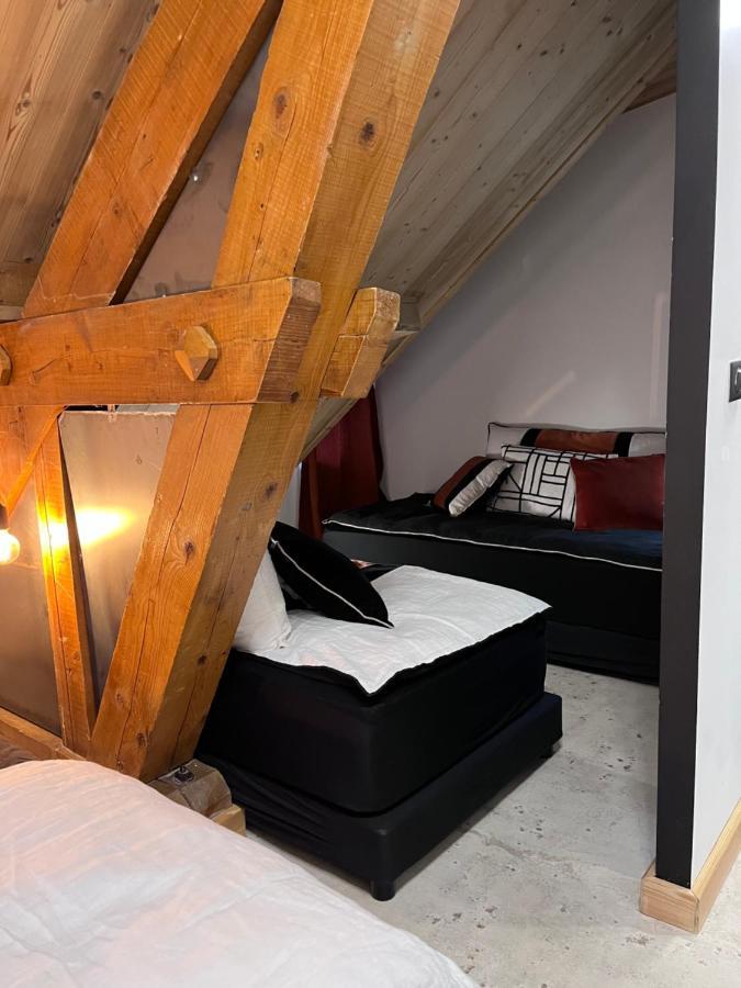 Bed and Breakfast Refuges Sous Les Toits Bourg-Saint-Maurice Exterior foto